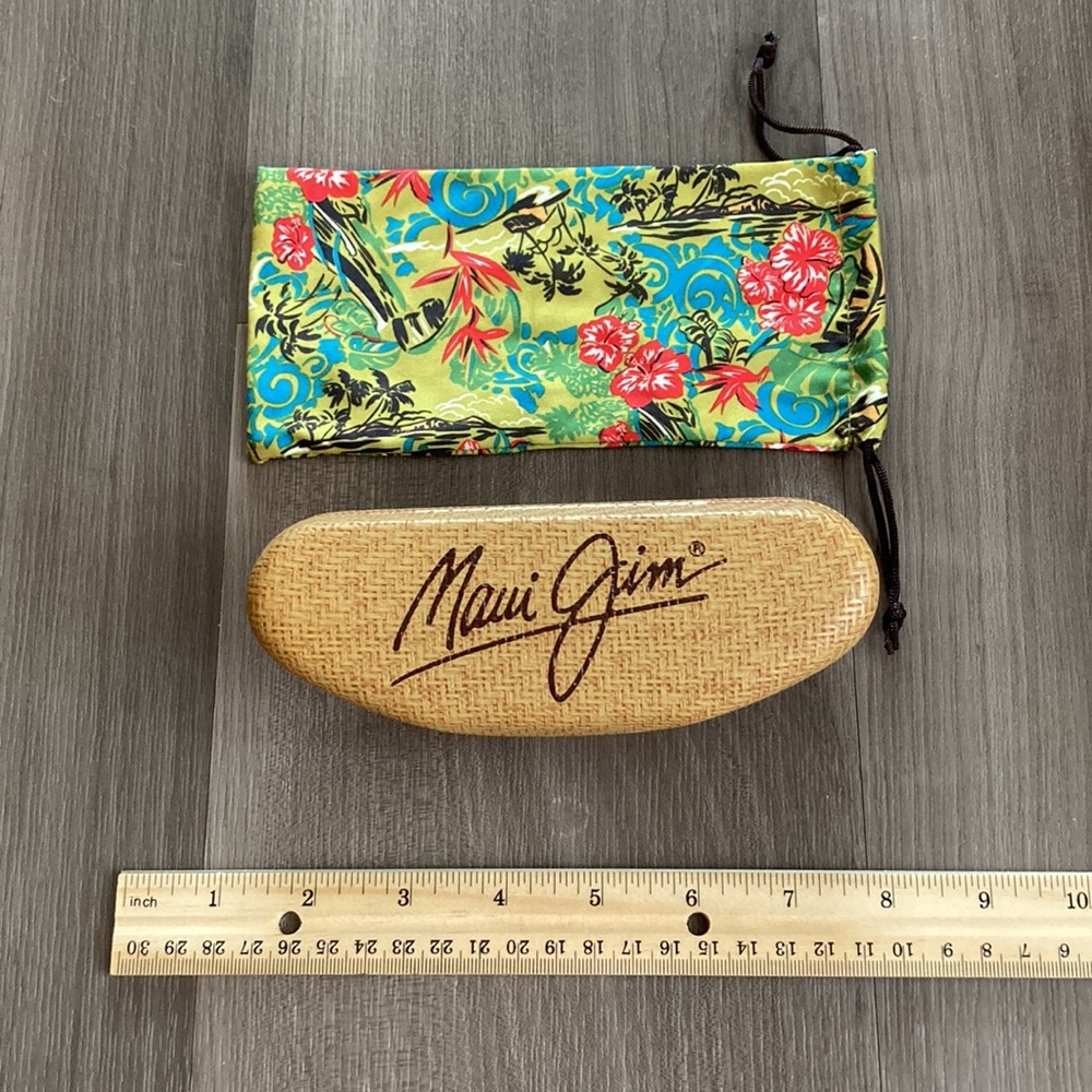 Maui Jim Hard Case with cloth bag